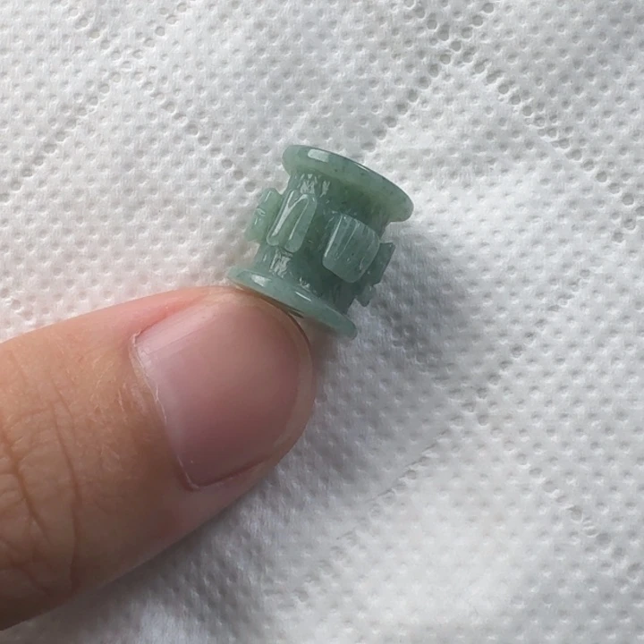 颈饰未镶嵌翡翠天然翡翠