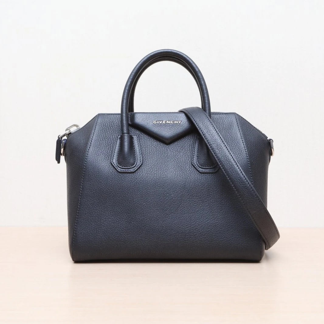 95新 Givenchy/纪梵希 活动黑黑 28CM 保龄球枕头包 斜挎包