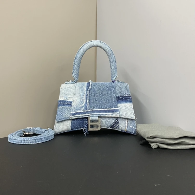 95新 Balenciaga/巴黎世家 /KIKI/单肩包/16581009