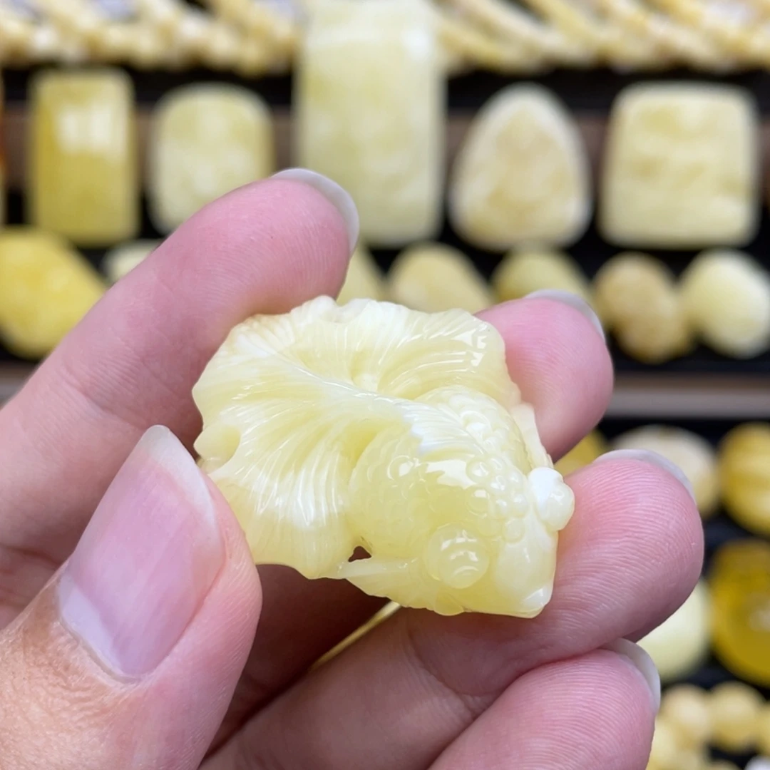 裸石琥珀未镶嵌琥珀蜜蜡