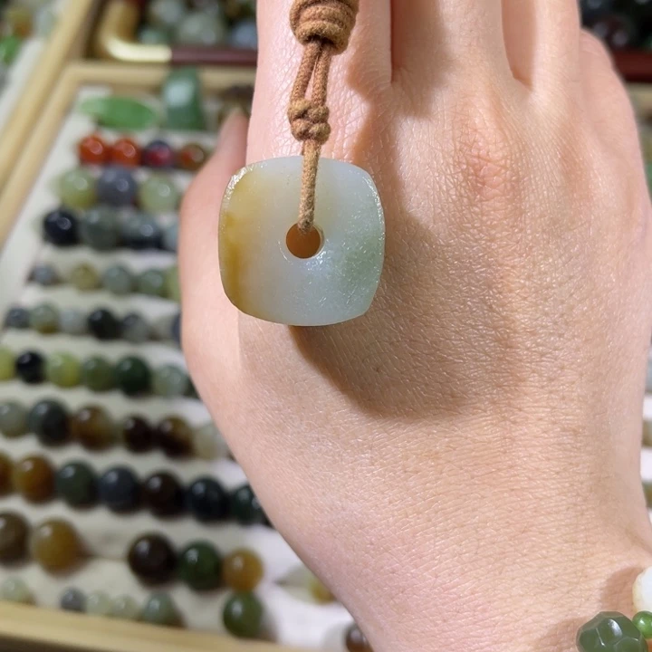 和田玉（糖玉）未镶嵌手串