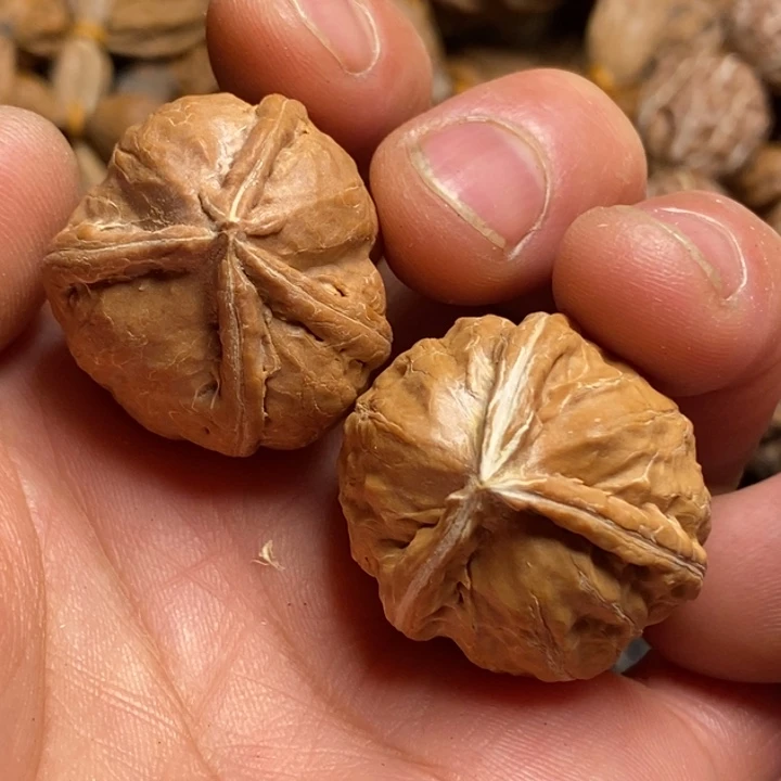 吊坠桃核娜姐真的10