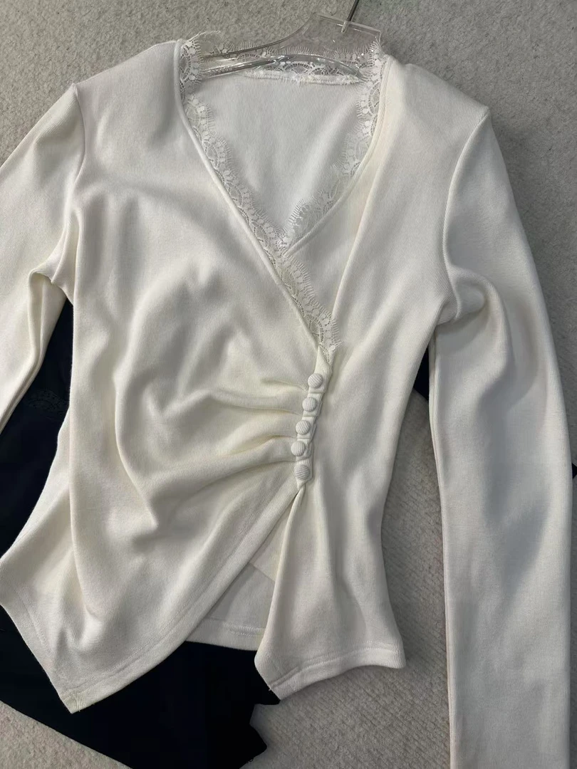 AXIN【年终福利 只出不进】介意勿拍 T恤 68296