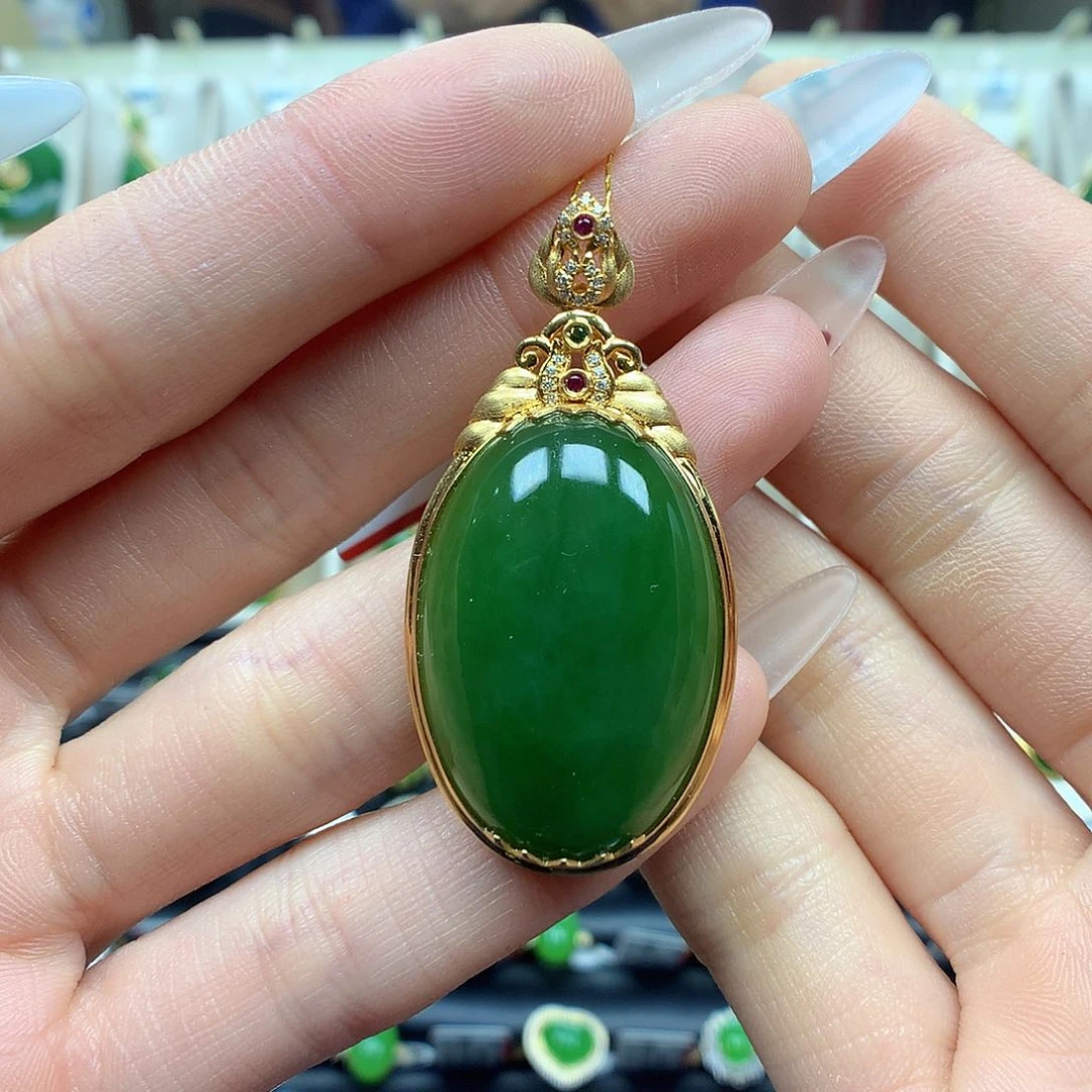 和田玉颈饰18K金镶嵌20×30