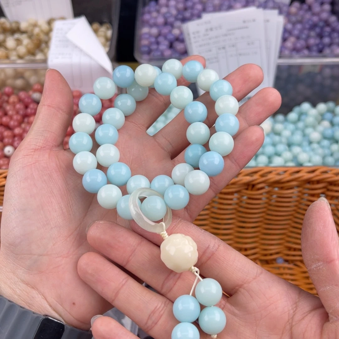 白玉菩提手串q12mm 100+20 冰岛蓝
