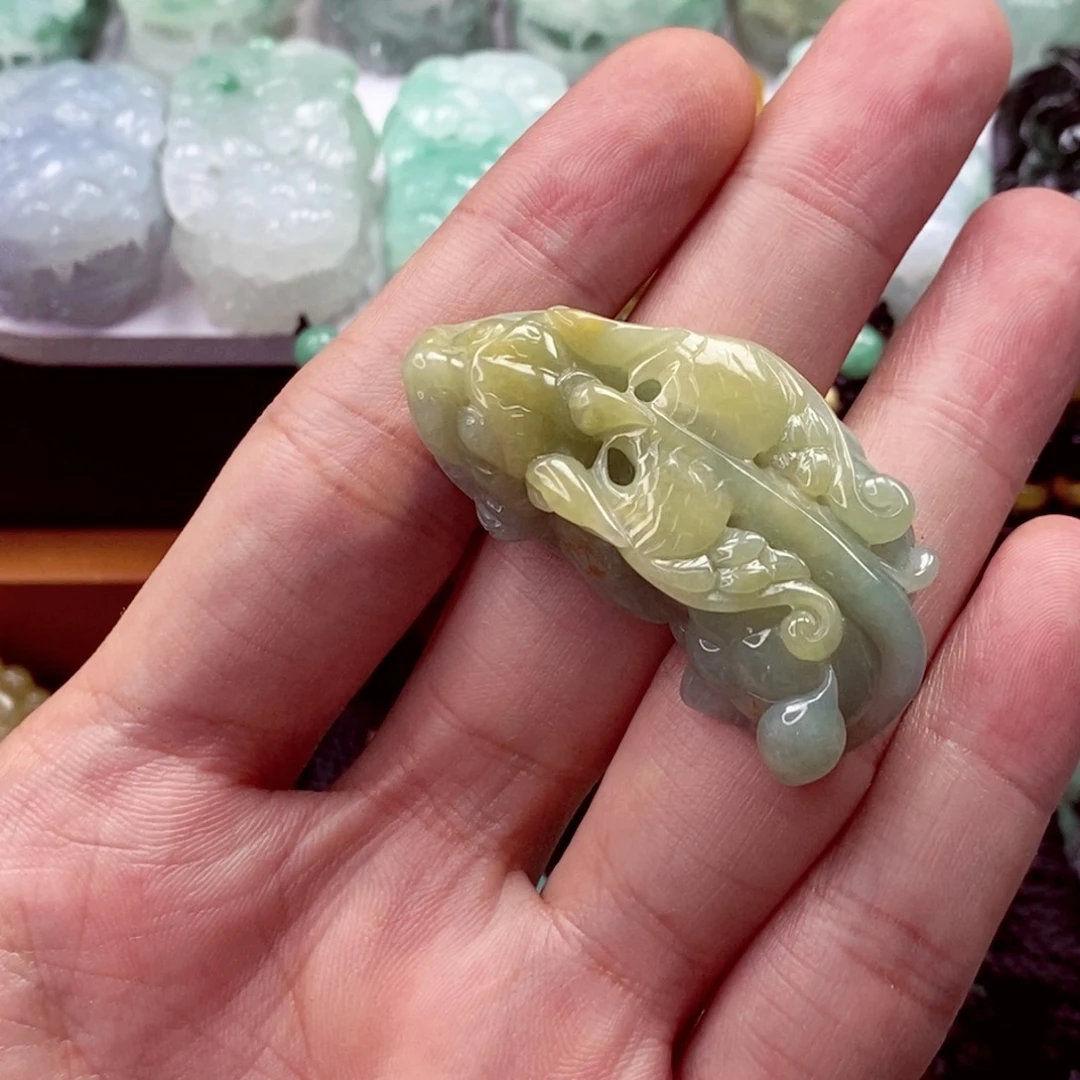 颈饰未镶嵌翡翠翡翠