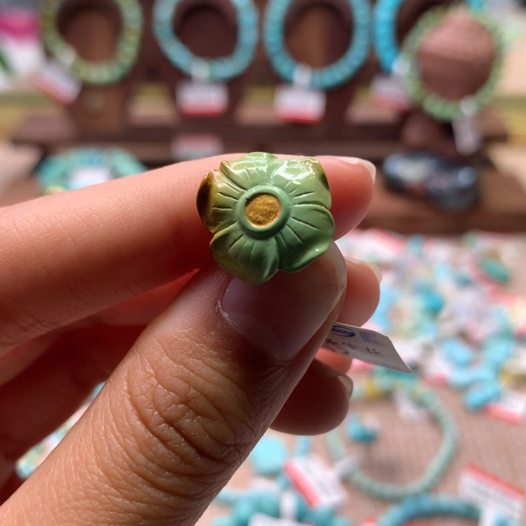 绿松石未镶嵌配饰