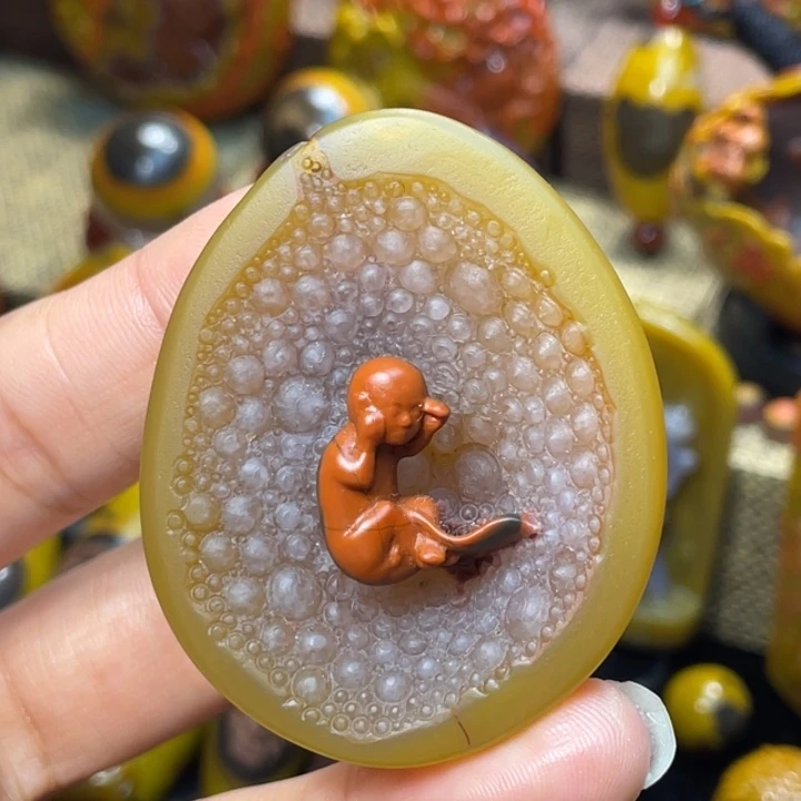 玛瑙/玉髓未镶嵌珠宝奇石品质工艺新生2600米