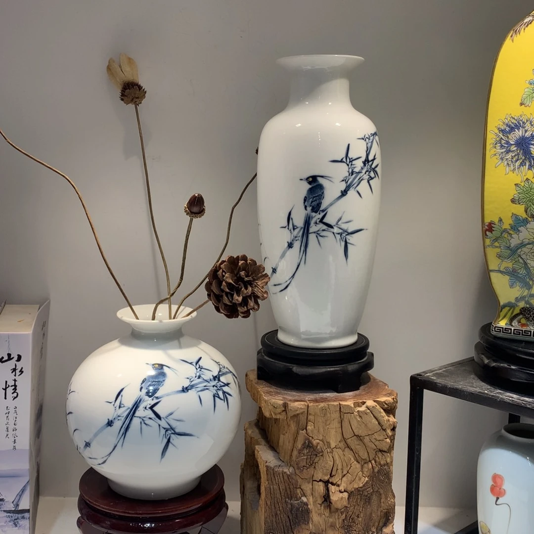 景德镇陶瓷花瓶摆