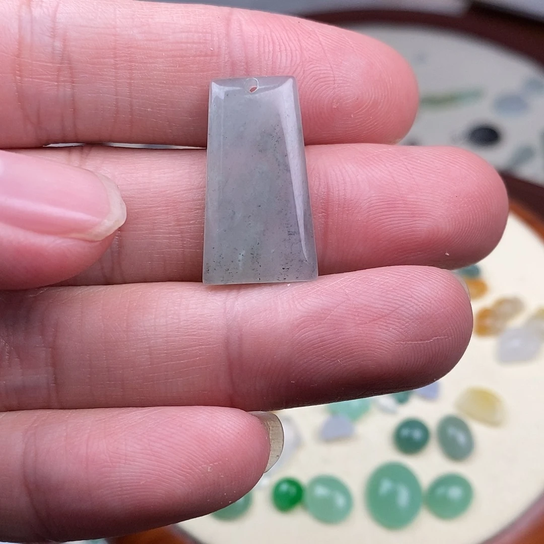 翡翠戒指未镶嵌无事牌