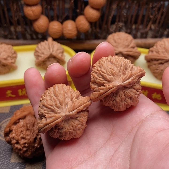 桃核吊坠白狮子35全品白茬