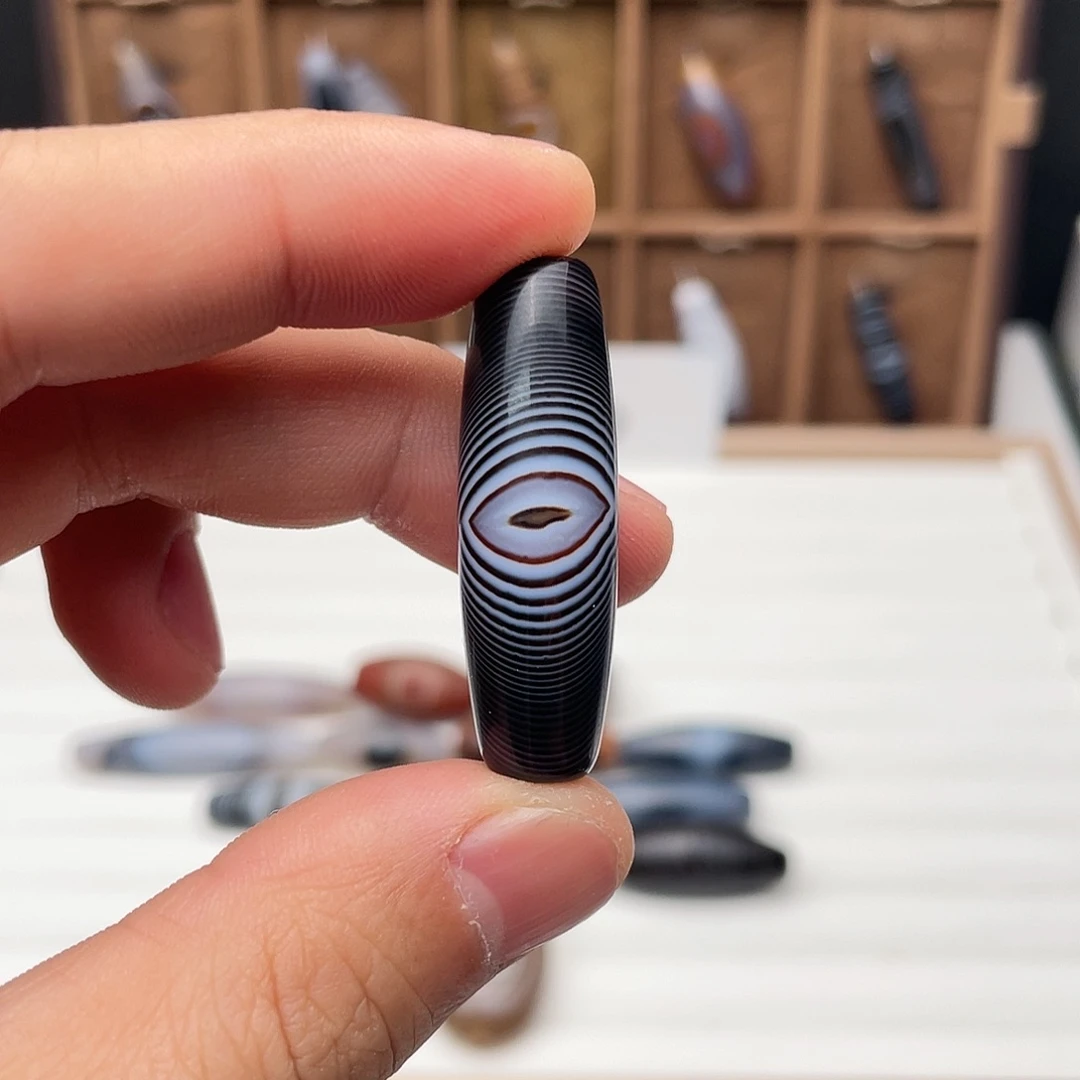 玛瑙/玉髓颈饰合金大**?