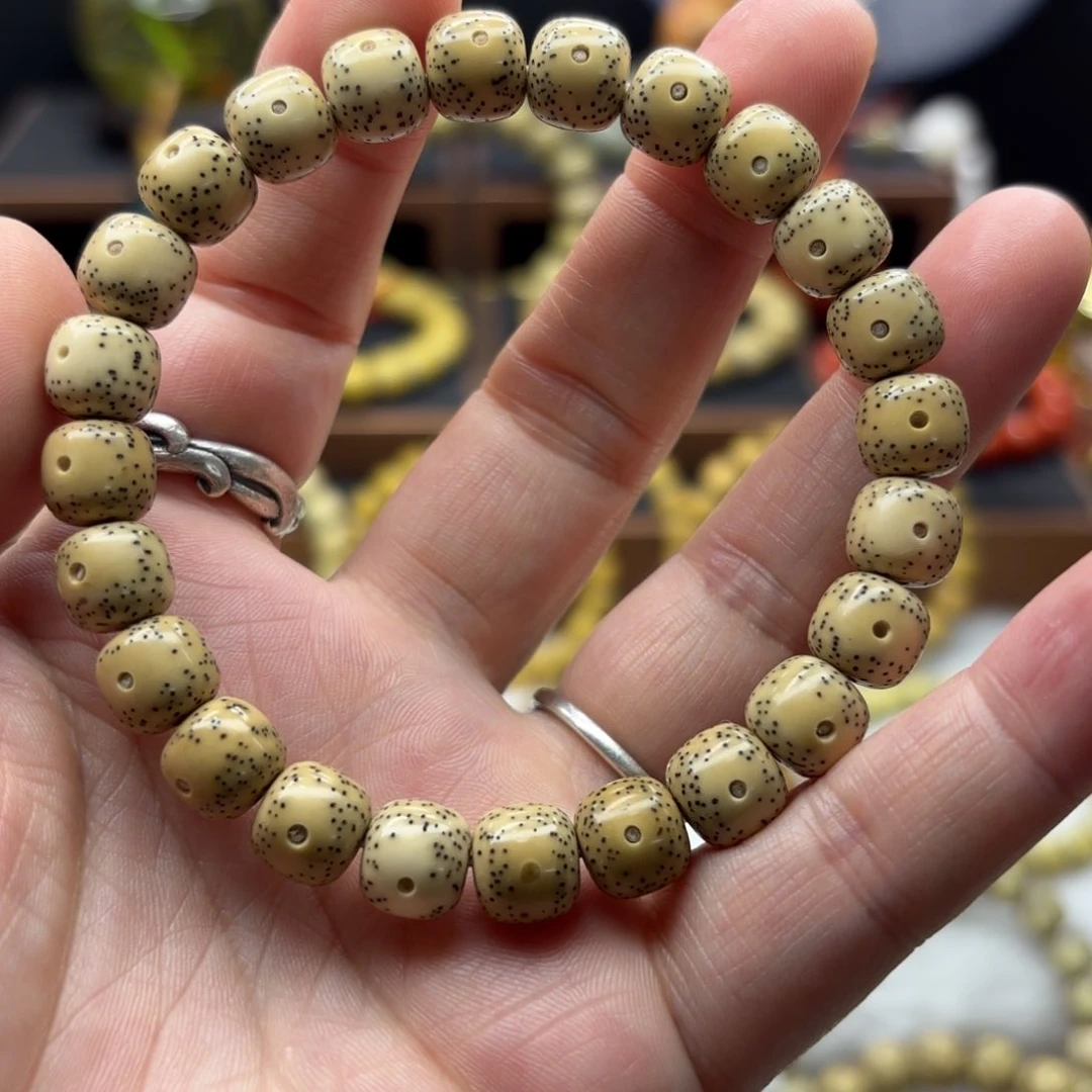 星月菩提吊坠视*号石玉