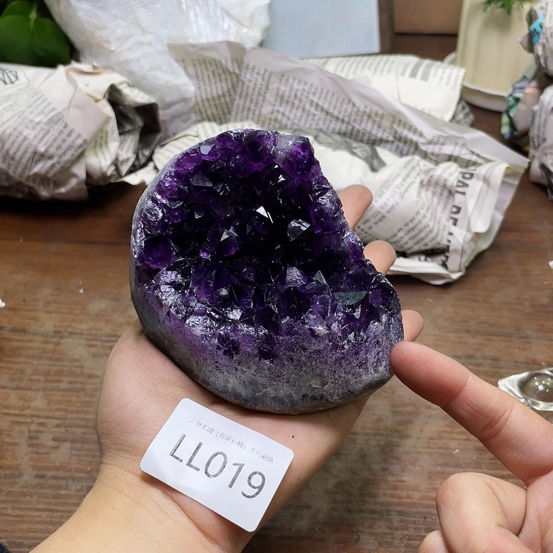 未镶嵌大型摆件（非配饰）水晶