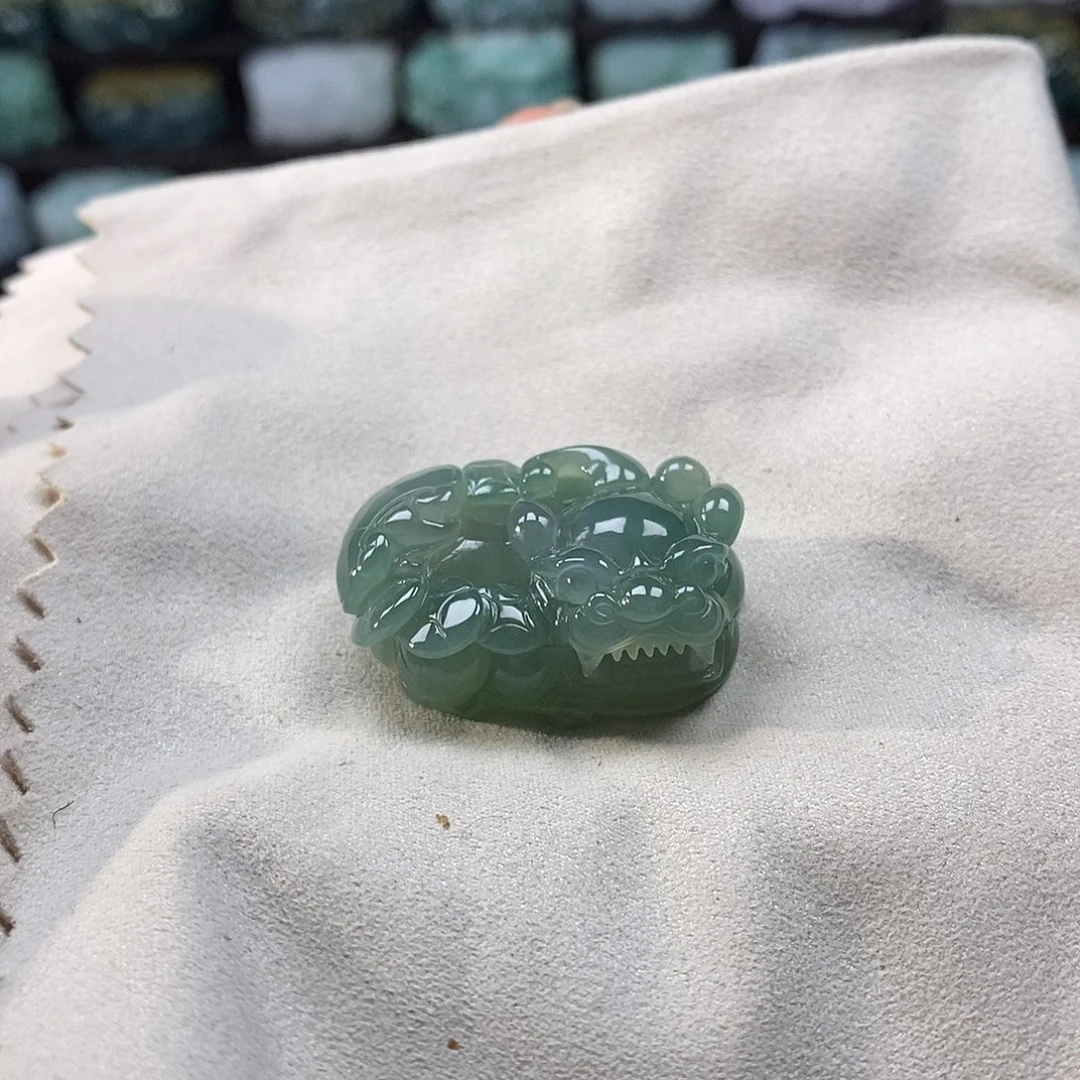 未镶嵌定制翡翠天然翡翠吊坠貔貅