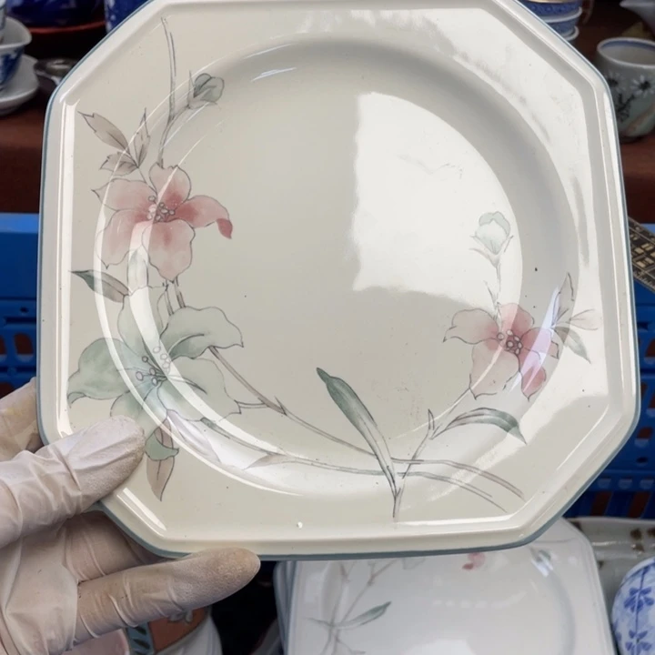 陶他家瓷器真美…开播了