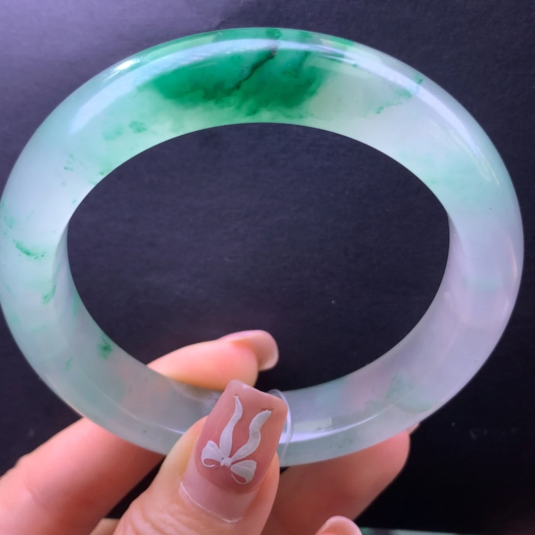 石英质玉未镶嵌手镯57