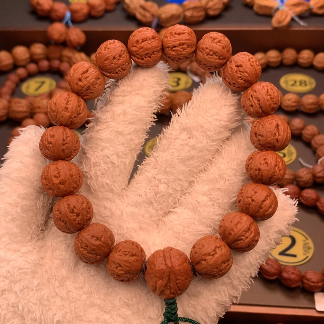 文玩核桃手串17尺寸