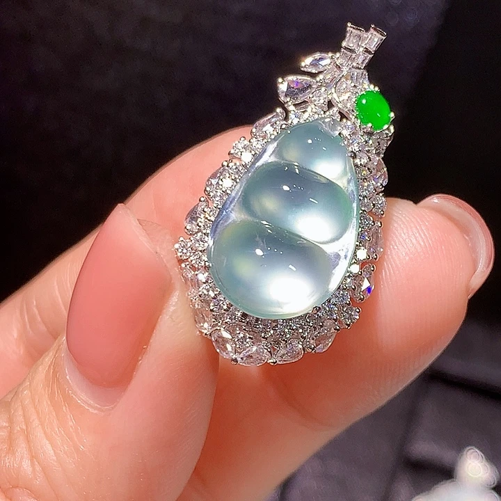 翡翠18K金镶嵌吊坠(不含链)