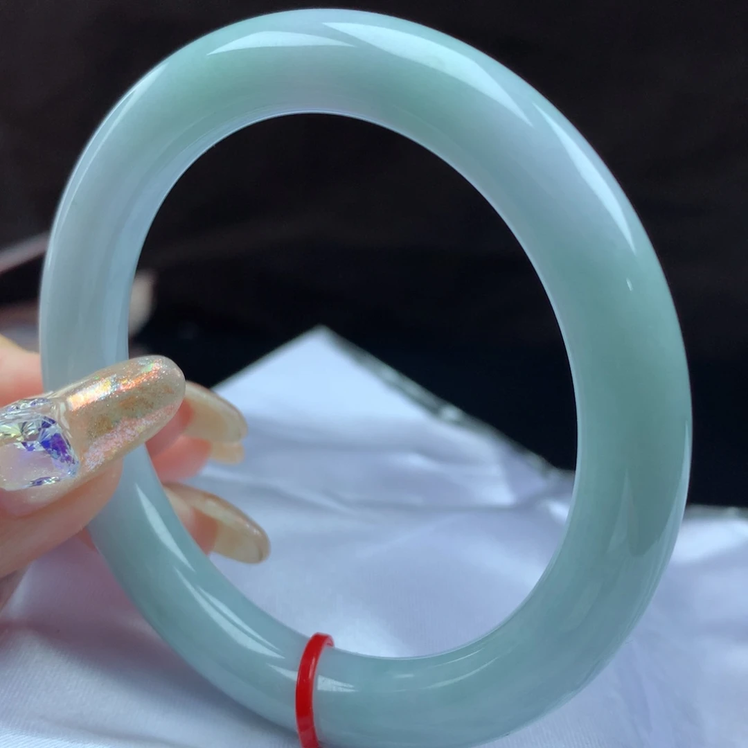 翡翠手镯（圆镯）未镶嵌95010，