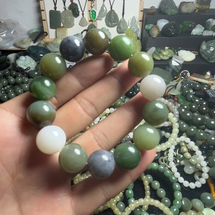 和田玉手串未镶嵌卡16