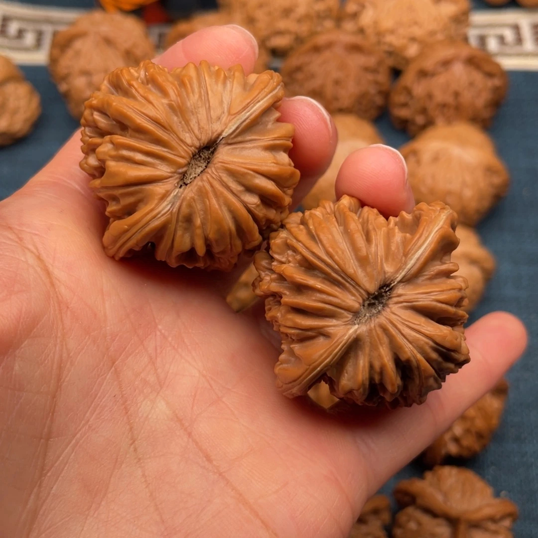 把件文玩核桃42平谷楼