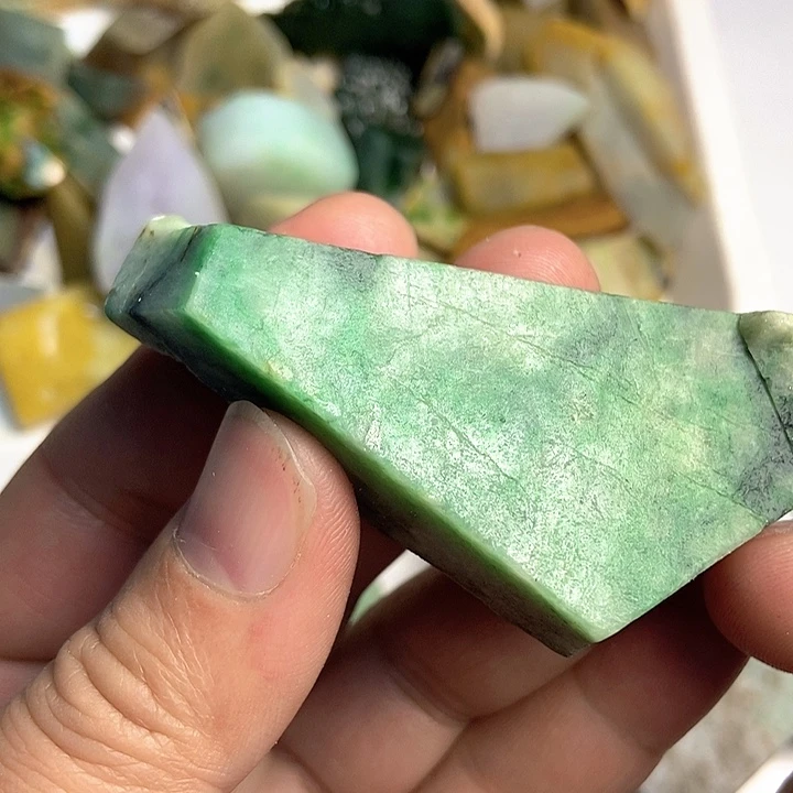 翡翠散珠天然翡翠A货挂件
