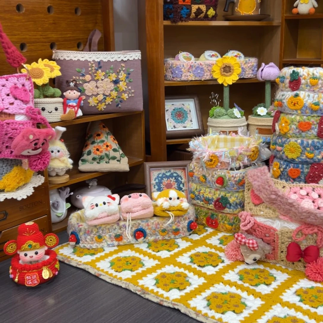 毛绒钩织刺绣手工包包玩偶居家用品