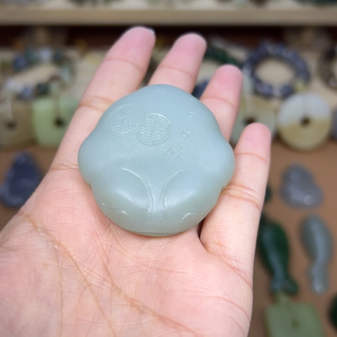 颈饰未镶嵌和田玉呵**呵