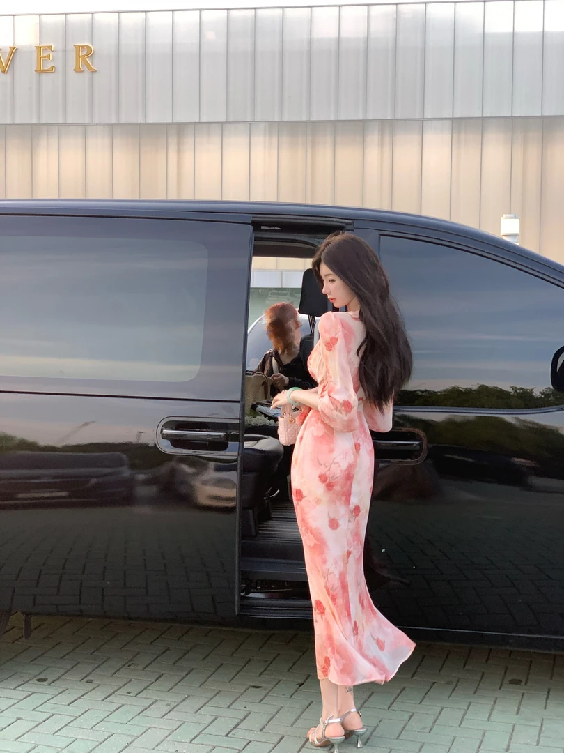 【雅乔定制】胭脂美人 晕染印花荷叶边吊带长袖连衣裙DYJJ-25050933