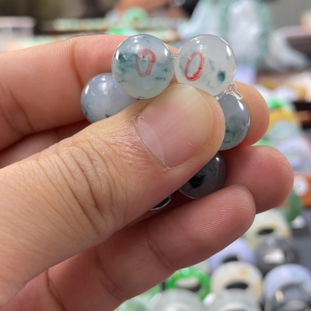 定制翡翠未镶嵌独****鑫翡翠