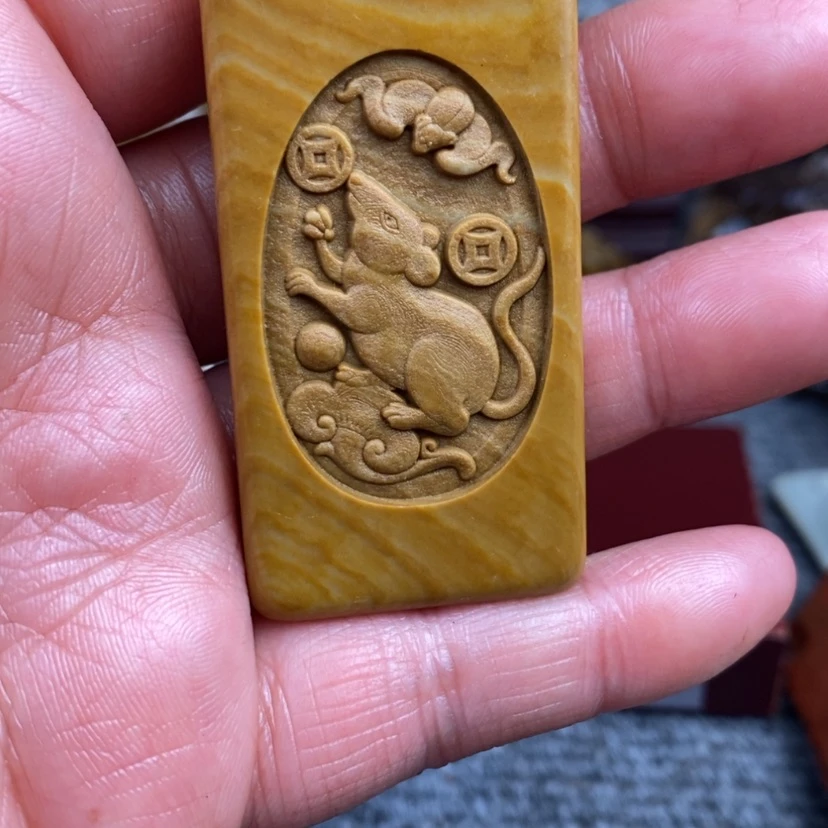 【闪购商品】原石雕刻手把件