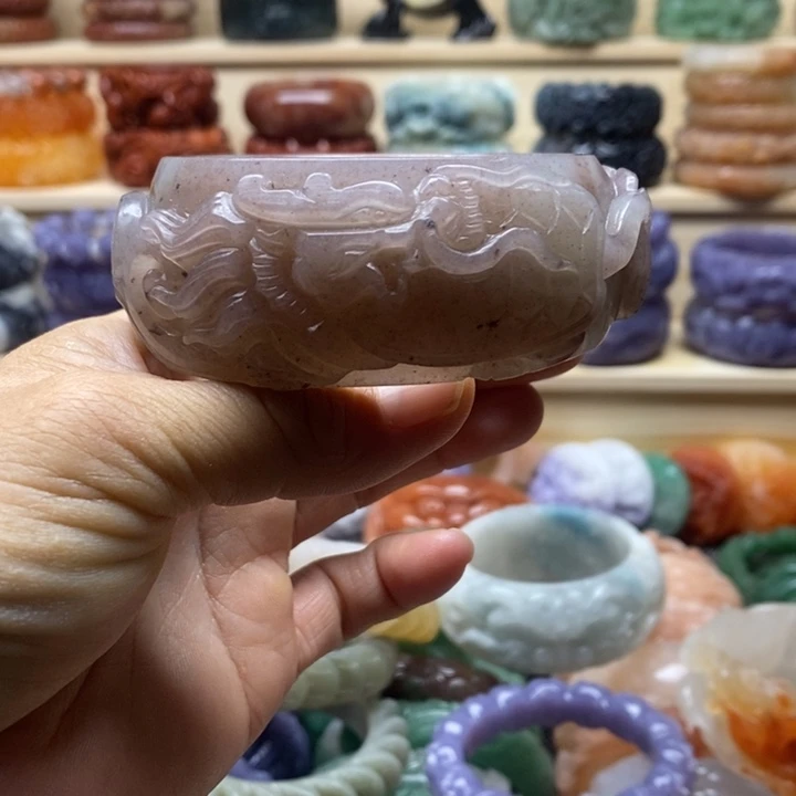 未镶嵌手镯石英质玉