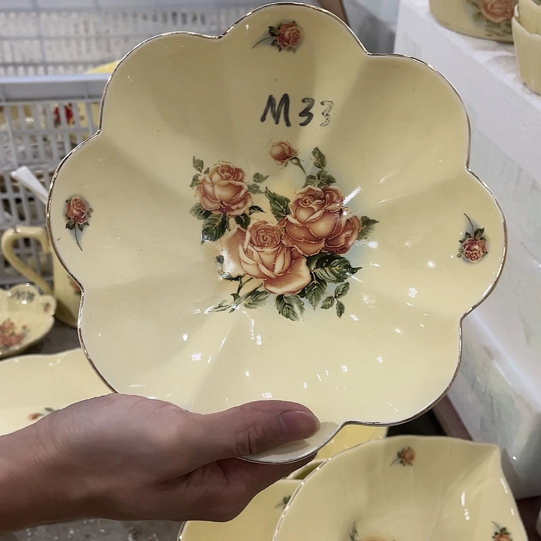 星博汇陶瓷有限公司2个