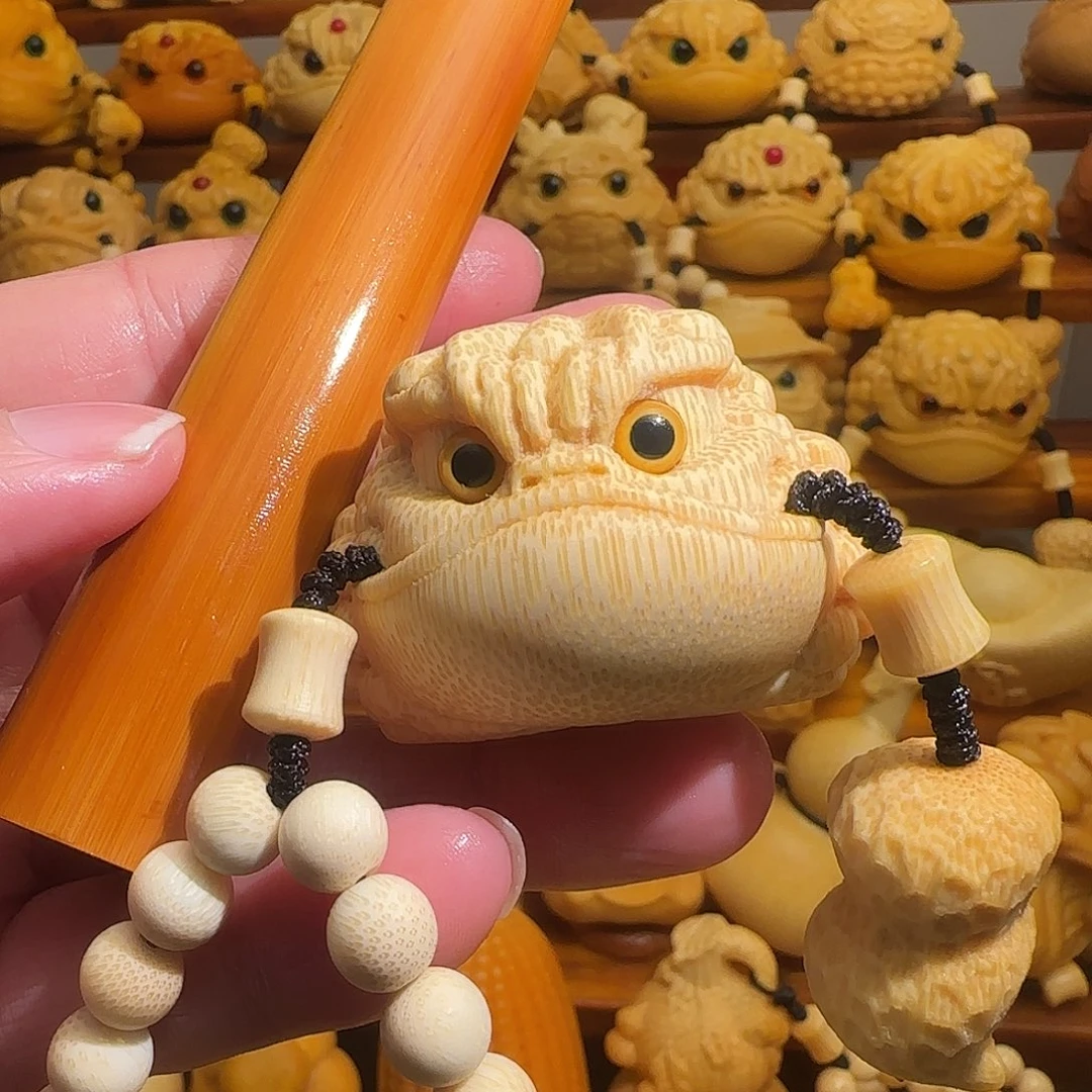 王***V竹竹雕5公分恶霸蟾带竹链，小竹棍送油刷子