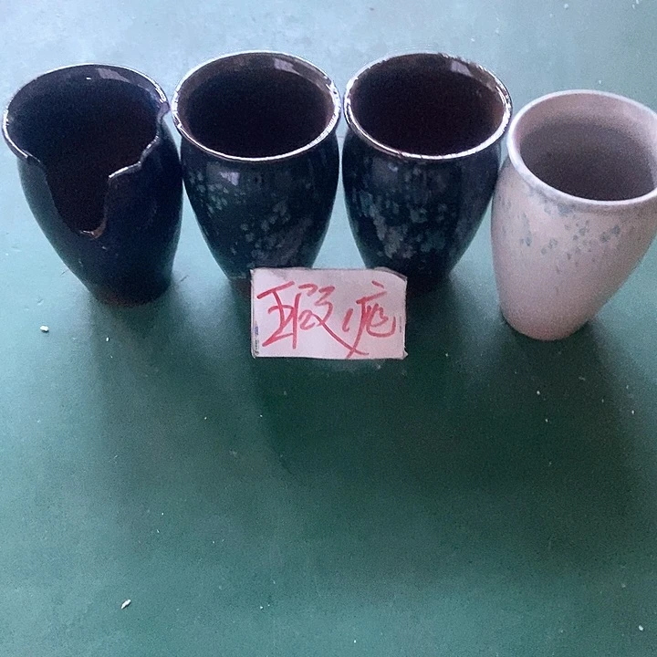 红陶口口12。高19。。。