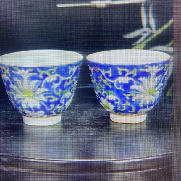 170 粉彩宝相花主人杯