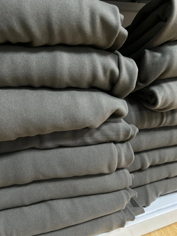 004中灰双面奥绒全棉保暖布料