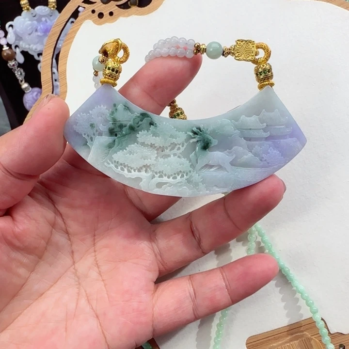 翡翠未镶嵌颈饰复古