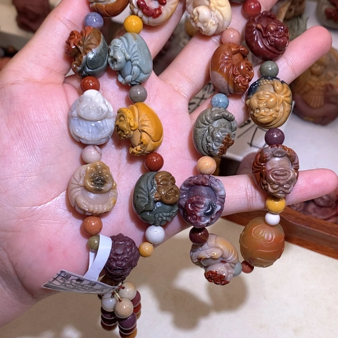 一***云未镶嵌手链石英质玉（阿拉善玉）