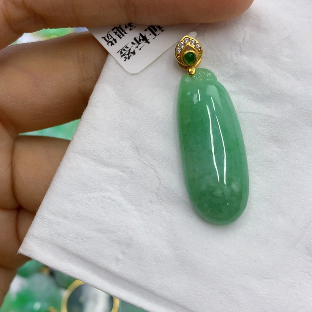 翡翠银S925镶嵌颈饰