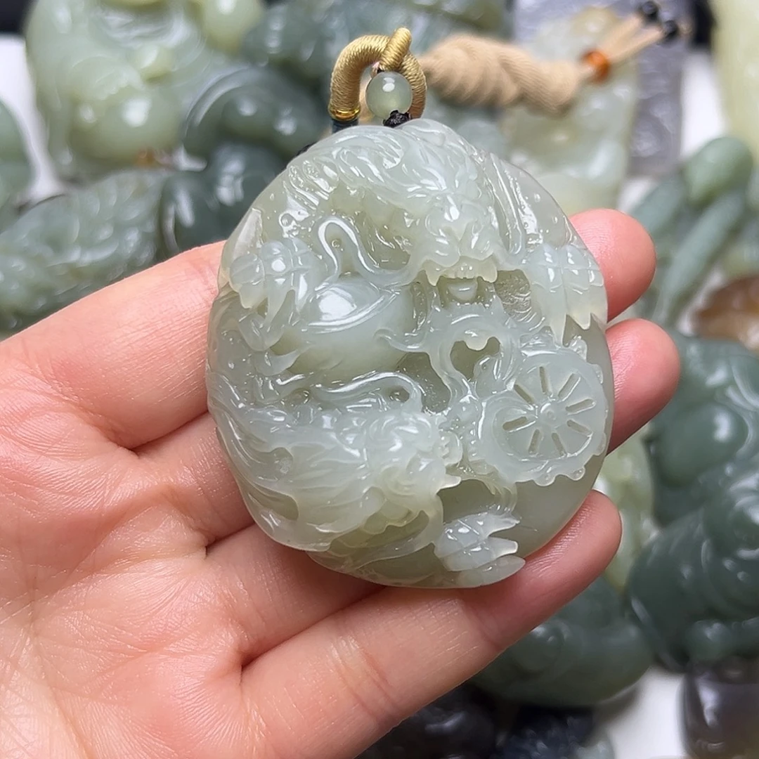 和田玉未镶嵌挂件