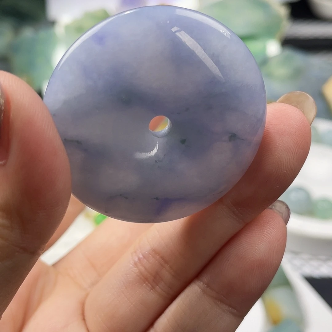 定制翡翠未镶嵌叫**圣扣子