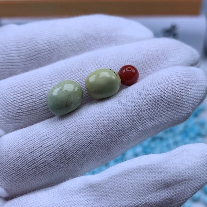 南红玛瑙未镶嵌珠宝奇石