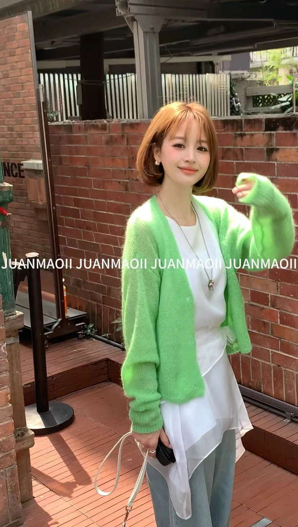 【晨露】春季新款上衣2025韩系甜美百搭V领短款针织开衫宽松时尚