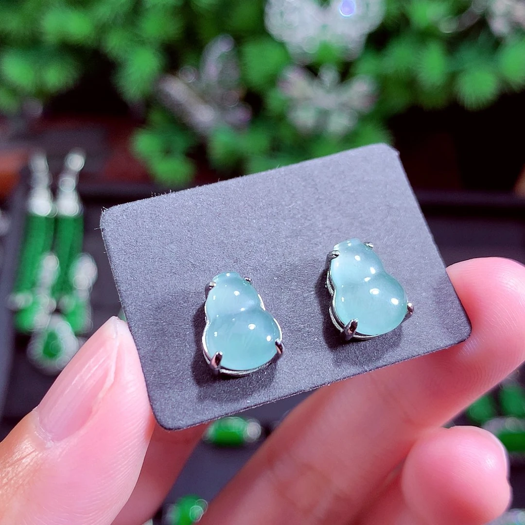 颈饰未镶嵌翡翠天然