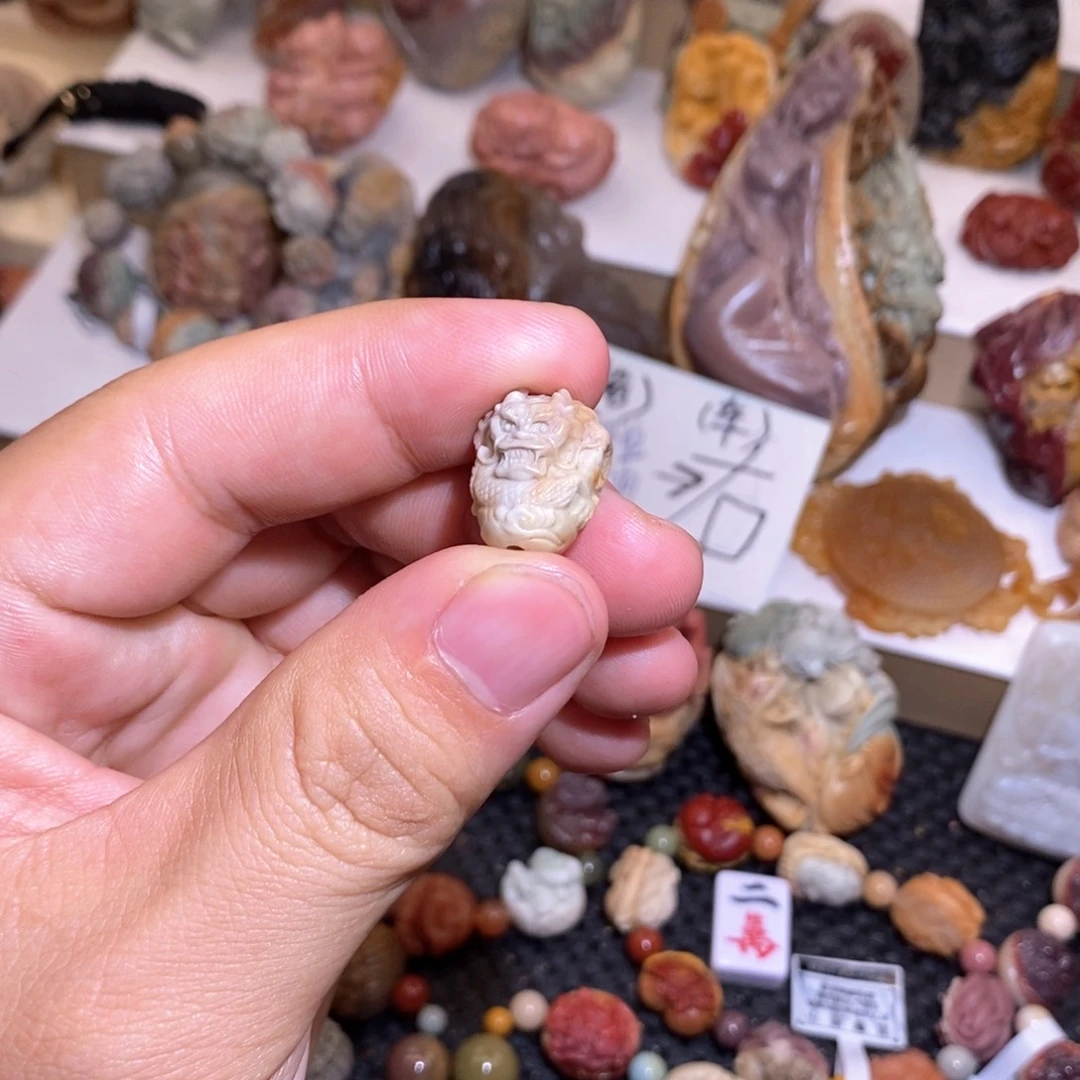 石英质玉（阿拉善玉）未镶嵌手链