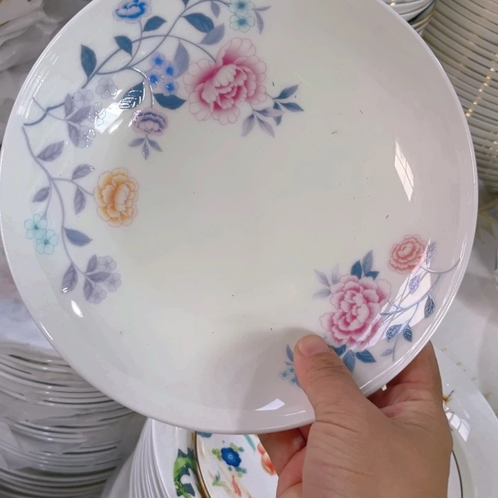 瓷片七寸深盘四个