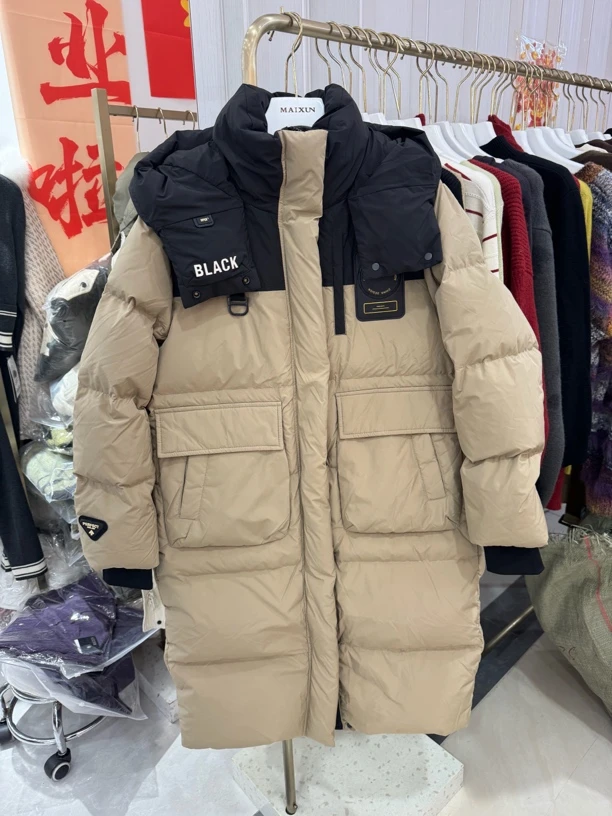 麦寻专柜正品，军绿拼接羽绒服2