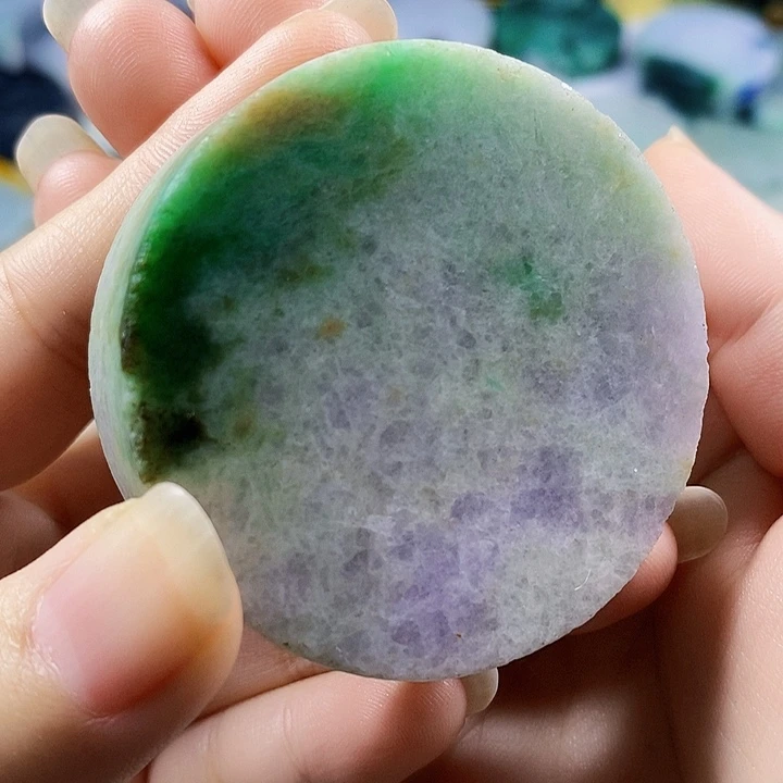 颈饰未镶嵌翡翠生****动翡翠